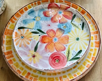 手作りの陶器の花皿 - Etsy 日本