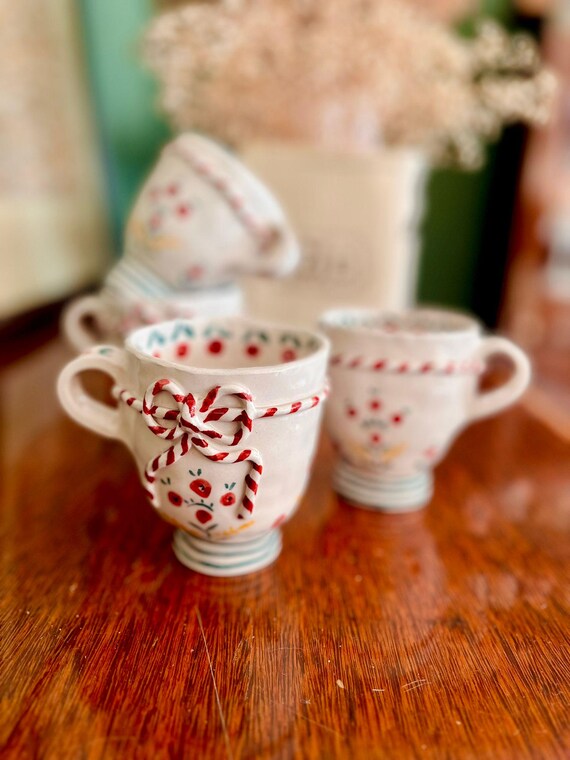 Tazza mug con fiocco colore rosa - L'Arte di Nacchi – Les perles du monde srl