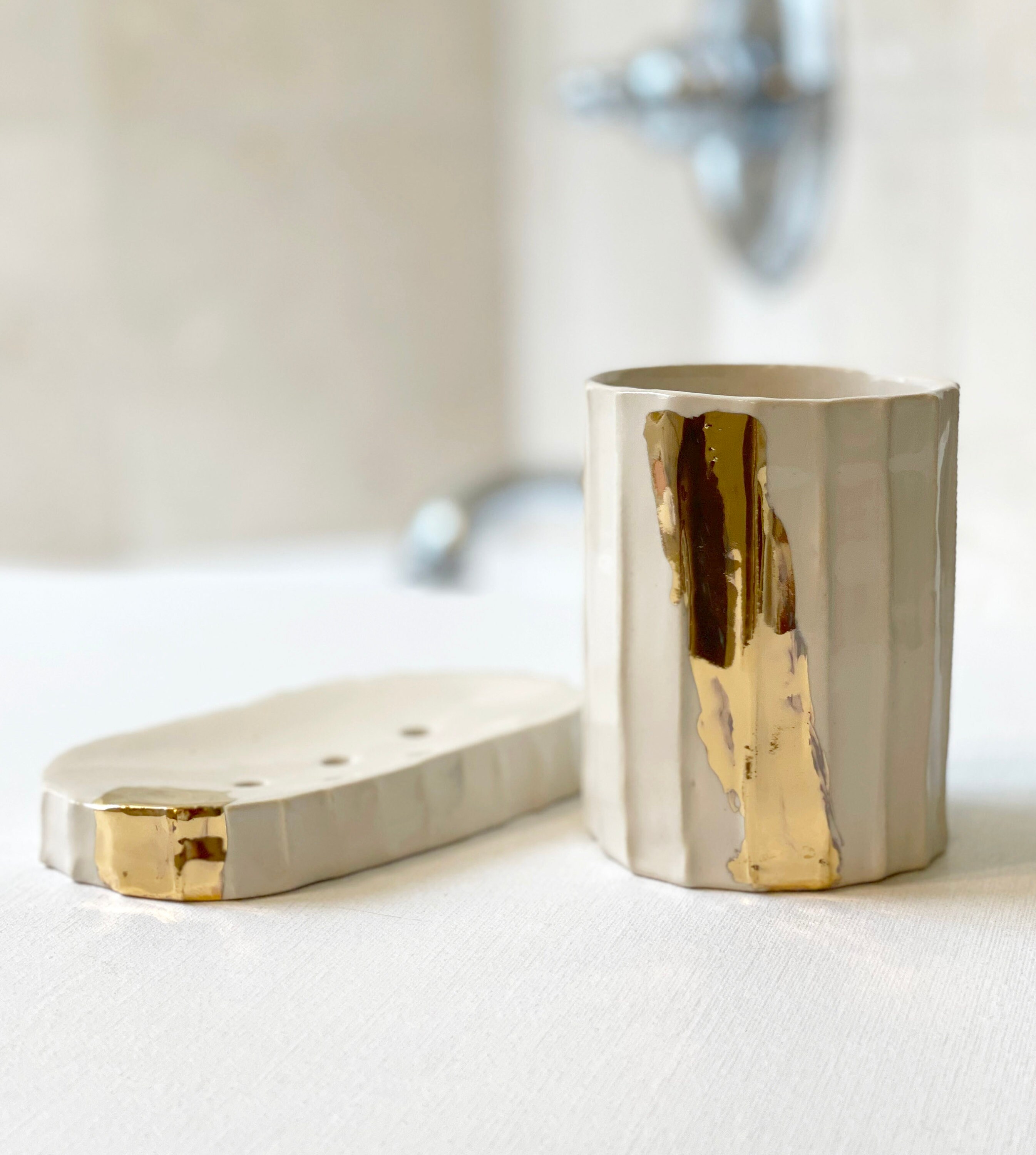 Ensemble de Salle Bains - Plat Savon + Pot Brosse à Dents/Tasse Luxe avec L'éclat d'or 22K