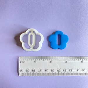 Puffy Petals Chain Link Polymer Clay Cutter | Earring Jewelry Making Sets | 1.25 inch Puffy Petals with 0.75 Skinny Oval Cutout attached