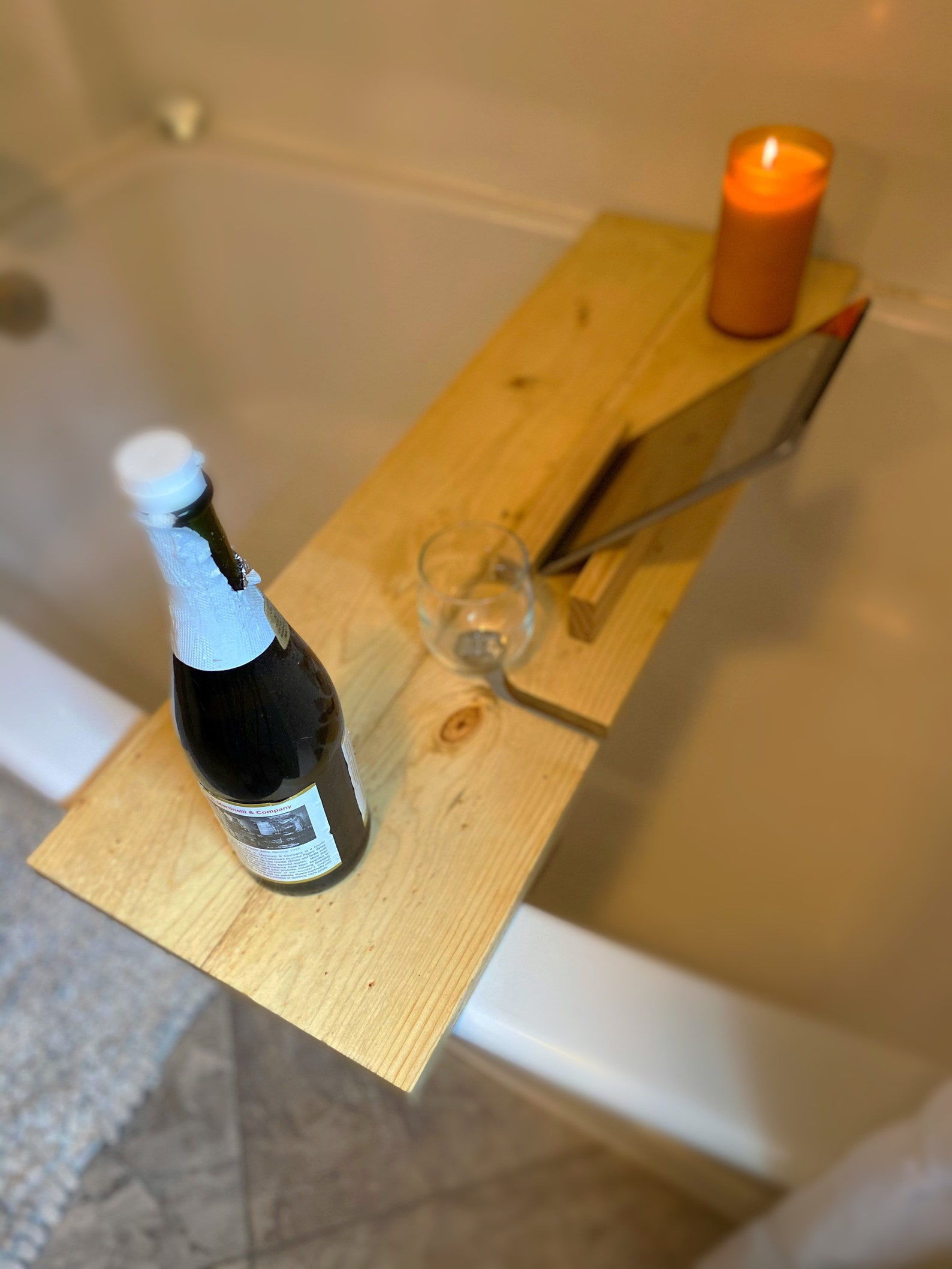 delta grab bar with shelf