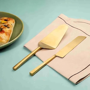 Gold Cake Knife and Server - Set Of 2 - Wedding Cake Cutting Set - Wedding Serving Set - Cake Cutter Serving Set for Wedding