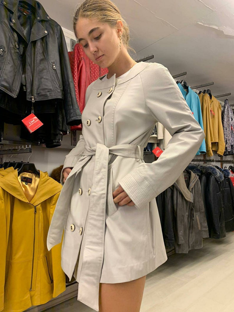 Women/'s 100/% Genuine Leather Coat Women/'s Lambskin Leather Jacket Handmade Jacket Beige Soft Leather Coat with Leather Belt