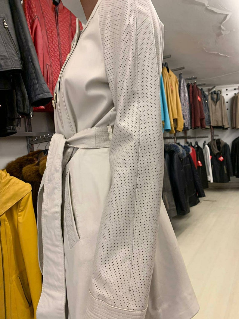 Women/'s 100/% Genuine Leather Coat Women/'s Lambskin Leather Jacket Handmade Jacket Beige Soft Leather Coat with Leather Belt