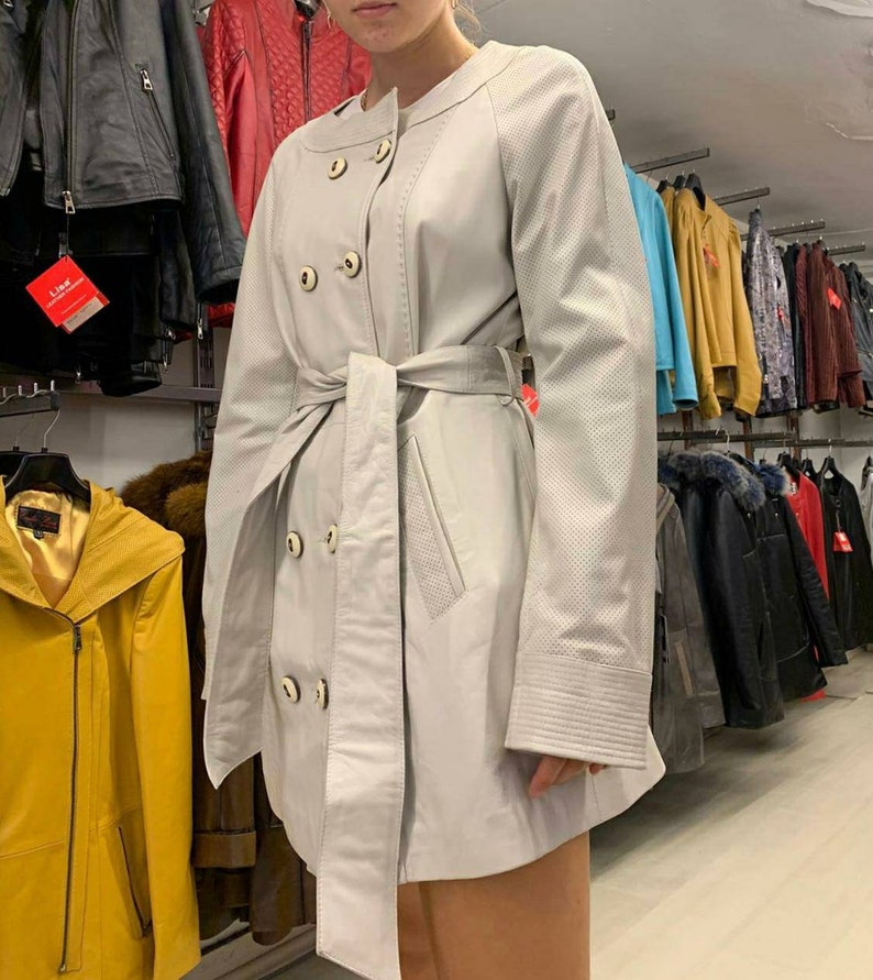Women/'s 100/% Genuine Leather Coat Women/'s Lambskin Leather Jacket Handmade Jacket Beige Soft Leather Coat with Leather Belt
