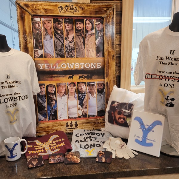 Yellowstone Ultimate Fan Gift Set - ¡Póster CAST enmarcado personalizado y MÁS!