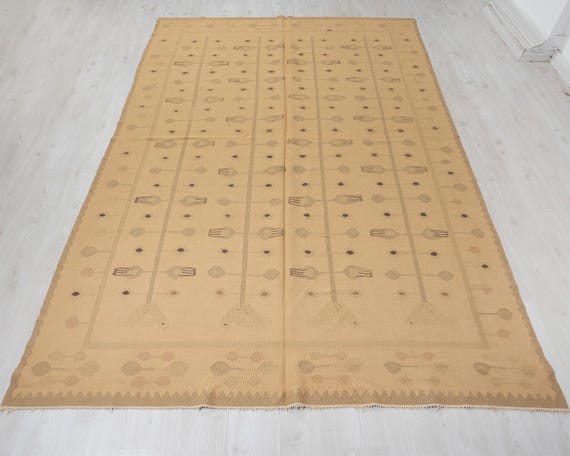 7x10 手織りトルコ絨毯：ベージュイエローの幾何学模様ウールキリム