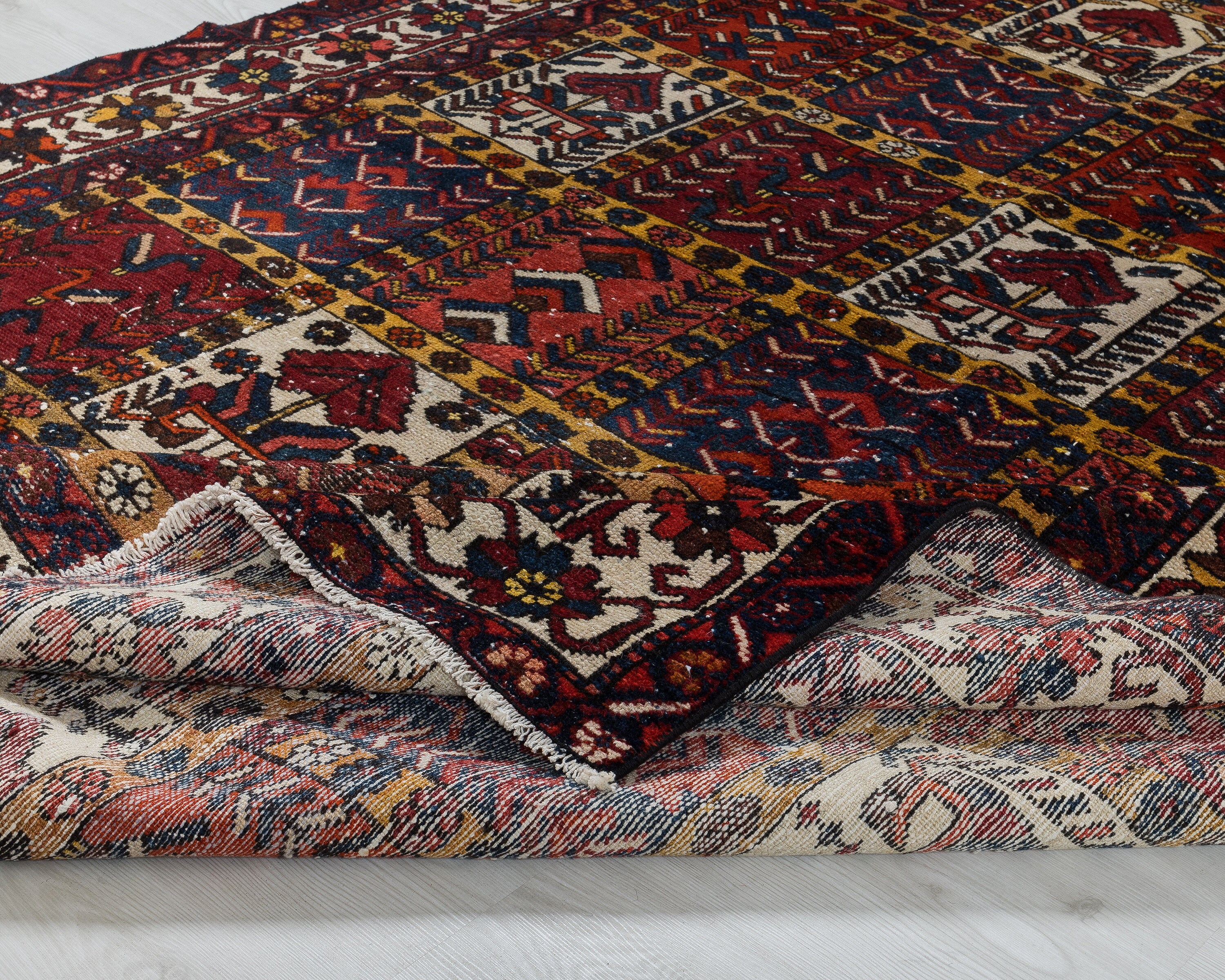 6x9 Vintage Turkish Rug: Hand-Woven Wool Geometric Area Rug
