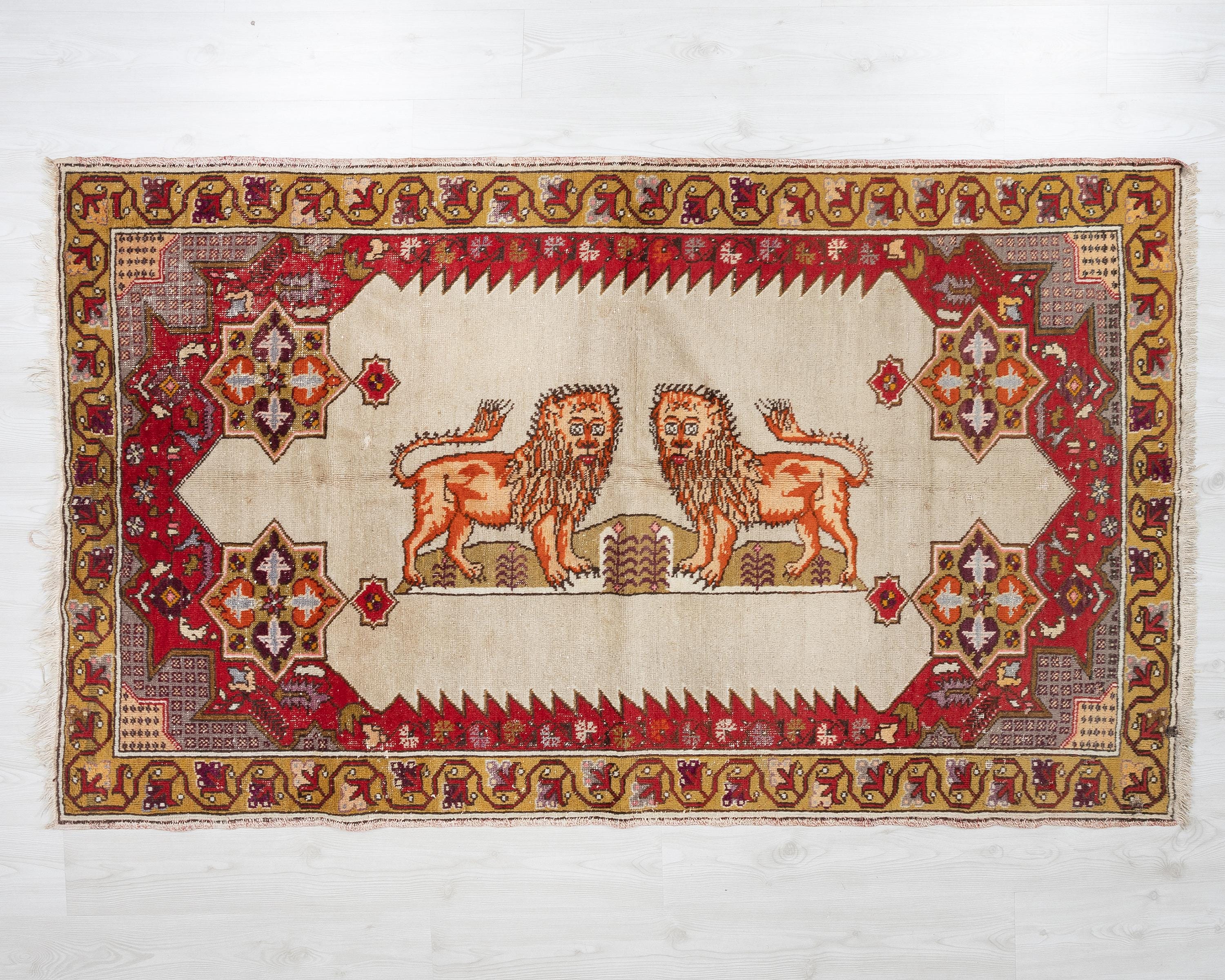 4x7 ヴィンテージ トルコウールラグ：手織りのウシャックデザイン