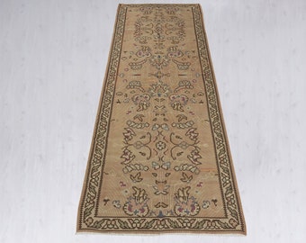 Vintage Beige Turkish Kilim Runner Rug: Hand-Woven Wool (3x9