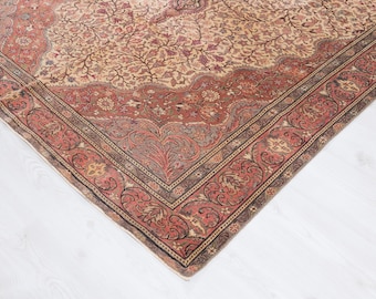 Handmade Vintage Oushak Rug: 5x9 Beige & Red Persian Pattern