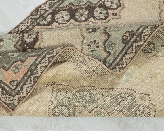 72×118 \"揺れる心\" ViNTAGE TURKiSH RUG 72×118 