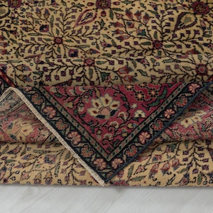 6x9 Vintage Hand-Woven Turkish Rug: Beige & Red Geometric Wool