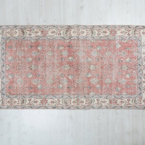3x7 Vintage Turkish Rug: Hand-Woven Wool Area Carpet image 3