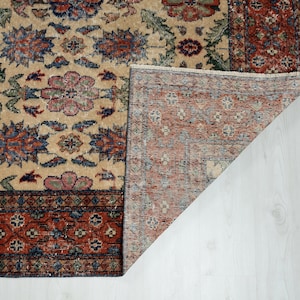 6x9 Vintage Turkish Rug: Beige & Red Hand-Woven Oushak Area Rug
