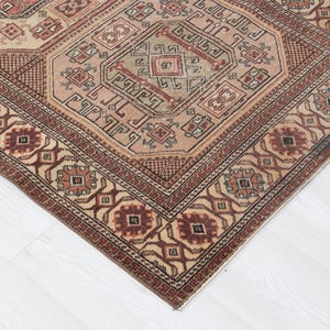 3x5 ヴィンテージ トルコラグ：手織りウールの幾何学模様エリアラグ