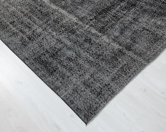 6x10 Vintage-Teppich aus der Türkei: Schwarzer, handgewebter, geometrischer Wollteppich