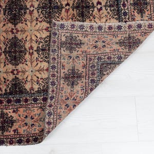 4x7 ヴィンテージ手織りトルコ絨毯：青と赤のウールアナトリアン