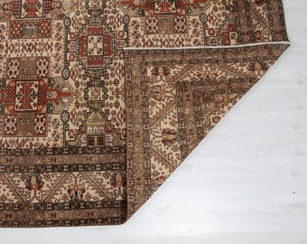 6x9 Vintage Turkish Rug: Hand-Woven Wool Area Rug