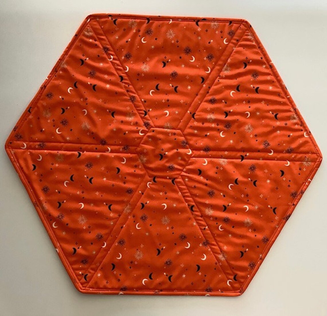 Halloween Hexagon (#2) Quilted Double-sided Table Runner - Etsy