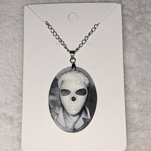 5 Styles! Handmade Resin Skull Pendants