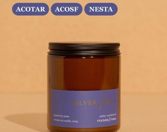 Vela Nesta Archeron Cocosoy / Frasco de vidrio con tapa de rosca / Sándalo ámbar / Regalo para amantes de los libros