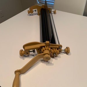 Dough Sheeter 19 Inches non-stick rollers, kitchen and dine, cakes, pizza, bread, croissants, fondant, cupcakes, bakery, dough cookies.