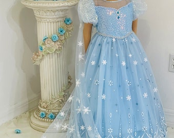 PRÊT À L'EXPÉDITION Ensemble de déguisement de princesse Elsa La Reine des neiges d'inspiration Disney, robe de fête d'anniversaire pour fille avec couronne, robe de bal, déguisement, Elsa