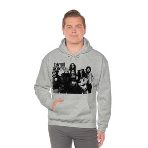 Cool LYNYRD SKYNYRD Band Unisex Heavy Blend Hooded Sweatshirt