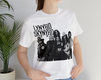 Cool LYNYRD SKYNYRD Band Unisex Jersey Short Sleeve Tee