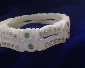 Shakha Pola Set for Women/Stone Design Sakha Set/Hand made Design Conch Shell Bangle