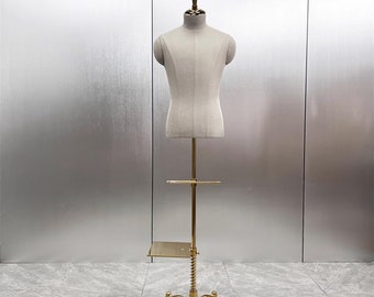 グレーの布製マネキントルソー：金色の台座付き半身ディスプレイ