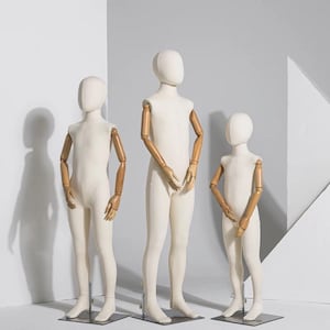 DE-LIANG Manichino a figura intera per bambini, bambino con mani di legno che avvolgono il corpo intero in tessuto di cotone e lino, base in argento, manichino Tennager * 1 pz