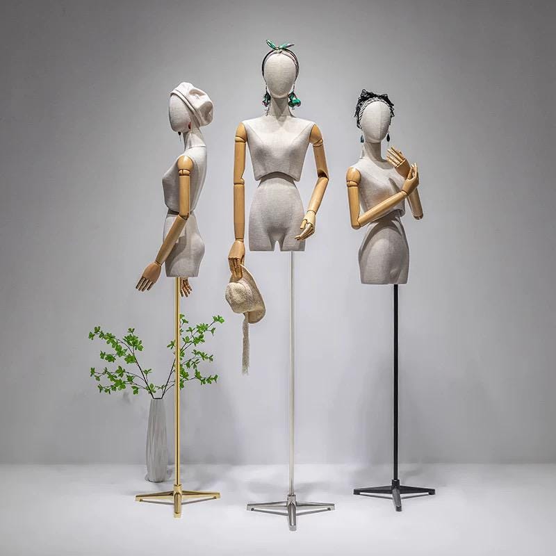竹リネンマネキントルソー：調節可能な木製アームとシルバーベース