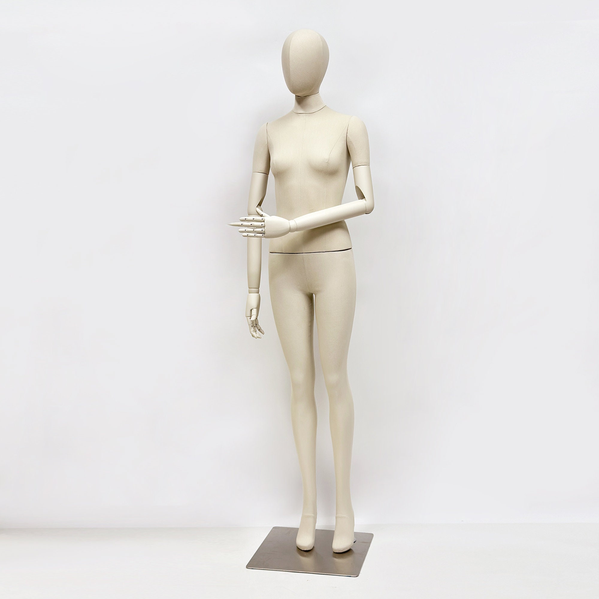 リネンの女性マネキン：木製の腕を持つ白黒のドレスフォーム - Etsy 日本