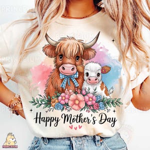 Design de camisa feliz dia das mães PNG, download digital de camiseta Highland Cow Mom and Calf, design de sublimação floral para o dia das mães
