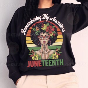 PNG degli antenati del Juneteenth, disegno a sublimazione di una donna afro, clipart dell'orgoglio rosso, verde e giallo, file digitale per magliette dedicate alla celebrazione della libertà