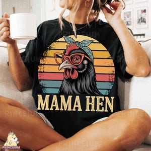 Mama Hen Sublimacja Projekt, Retro Chicken PNG, Farm Life Cyfrowy Plik, Country Mom Sublimacja, Rustykalny Hen PNG, Zabawna Koszulka Farma Png
