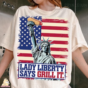 Lady Liberty diz "Grelhar", PNG 4 de julho, Design de sublimação Bandeira dos EUA BBQm Clipart Download digital Arte de camisa patriótica, 4 de julho PNG