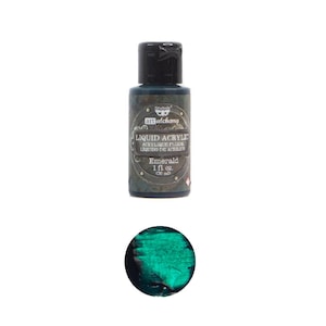 Może przedstawiać: Mała butelka z zieloną, akrylową farbą w płynie, z czarną zakrętką. Butelka ma etykietę z tekstem "alchemy LIQUID ACRYLIC ACRYLQUE FLUIDE LIQUIDO DE ACRÍLICO Emerald 1 fl oz. (30 ml)"