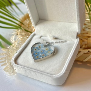 FORGETMENOT NEACLACE - Real Forget-me-not Flowers - Heart Shape - Silver