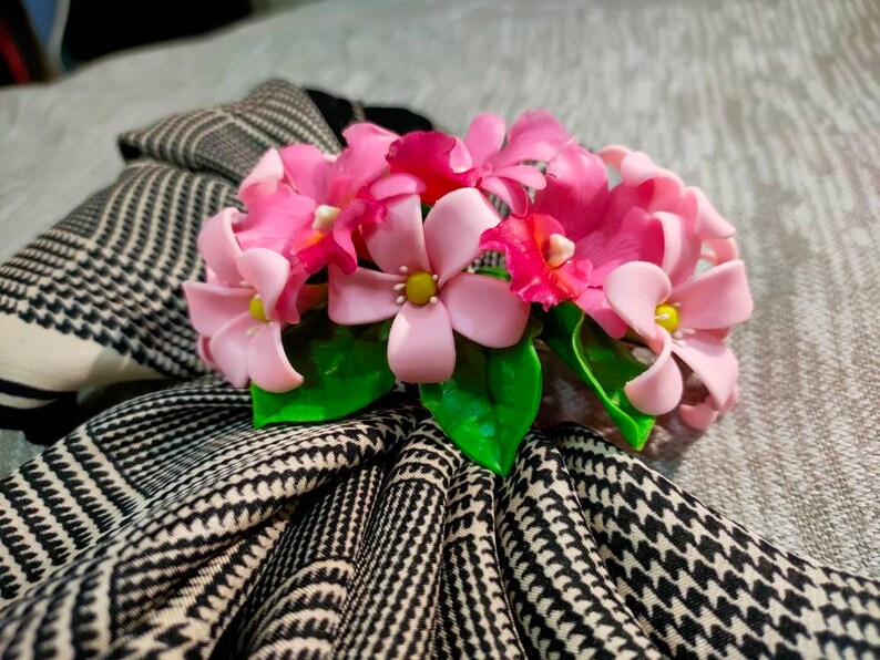 Bridal hair clips Flower clay hair clips