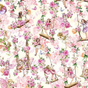 以下が含まれることがあります： 白い背景に、ピンクのバラと蝶に囲まれたブランコに乗った妖精が描かれたシームレスパターンです。