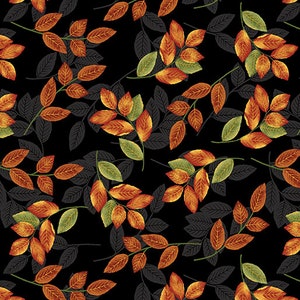 Op de afbeelding: Een naadloos patroon met oranje, groene en zwarte bladeren op een zwarte achtergrond. De bladeren zijn gerangschikt in een herhalend patroon, wat een natuurlijk en organisch gevoel creëert.