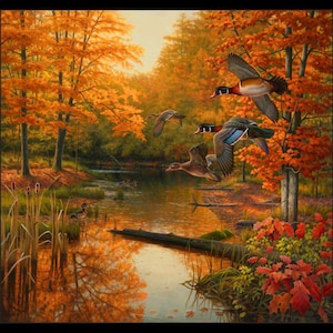 Op de afbeelding: Een schilderij van een boslandschap met een rivier die erdoorheen stroomt. De bomen zijn in herfstkleuren, met rode, oranje en gele bladeren. Er vliegen vijf houtenten over de rivier.