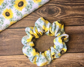 Sunflower Hair Scrunchie l Floral Print Hair Tie l Bridesmaid Gift l VSCO Girl l Gifts for Her l Spring Scrunchies l Small Gift for Women