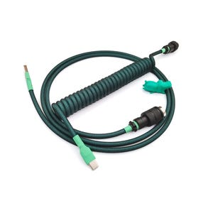 Cable de teclado en espiral “Terror Below”