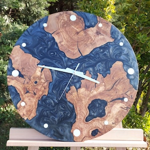 Custom Made Resin & Olive Wood Wall Clock, Personalized Wall Clock, Made To Order Epoxy And Olive Wood Wall Clock, Clock Gift For Her