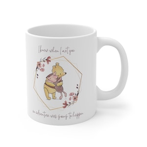 Vintage Winnie the Pooh & Piglet Mug - Best friend gift, mom gift - baby shower - winnie the pooh cup, pooh bear gift - gift for bridesmaids
