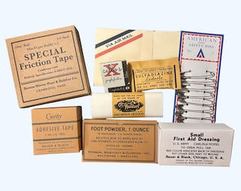 WW2 US D-Day Pocket Pack Filler Set, Personal Items for Musette Bag and Pockets, Envelopes, for WWII GI Reenactment, D-Day Film Prop Replica
